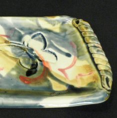 handle tray detail